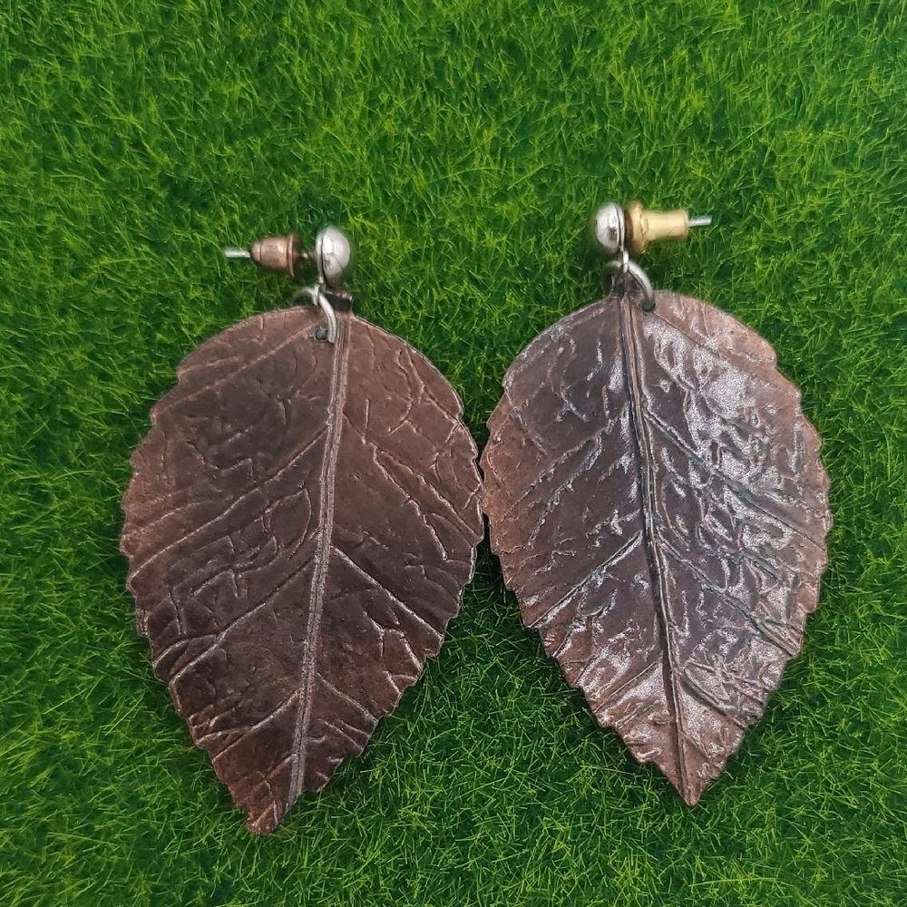 Brown Leaf Earrings E1018